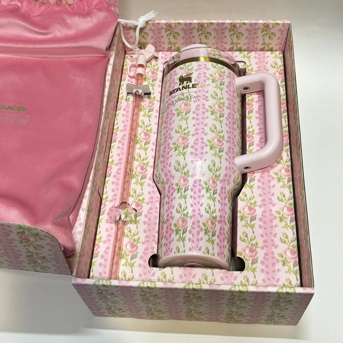 Stanley x LoveShackFancy FlowState Quencher Blooming Heirloom Tumbler 1.18L