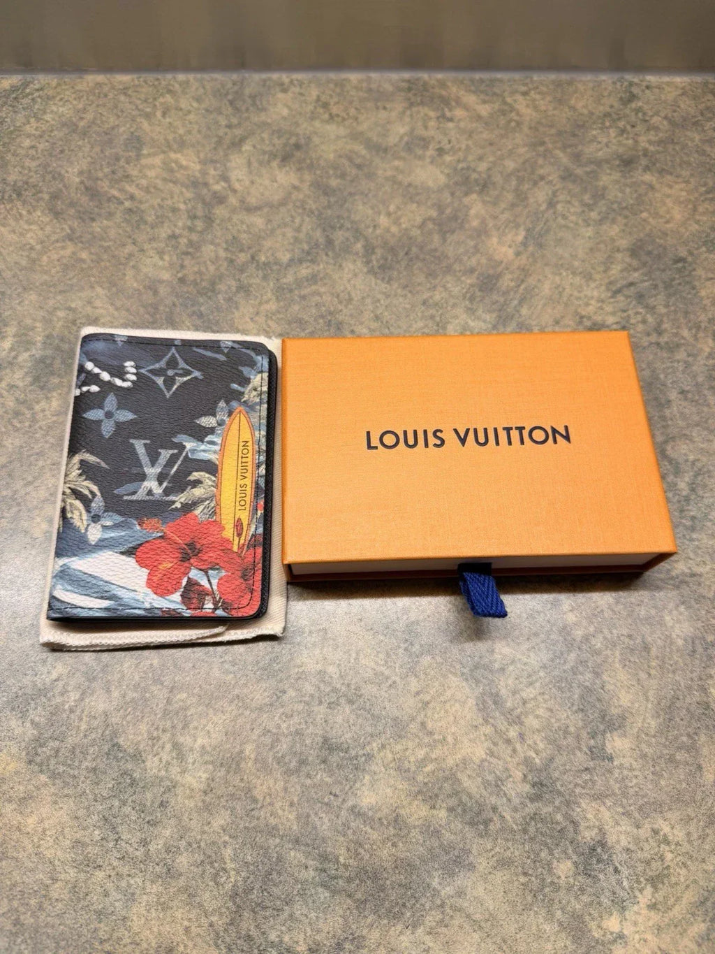 Louis Vuitton Men's Pocket Organizer Monogram Surfin' Blue M83498