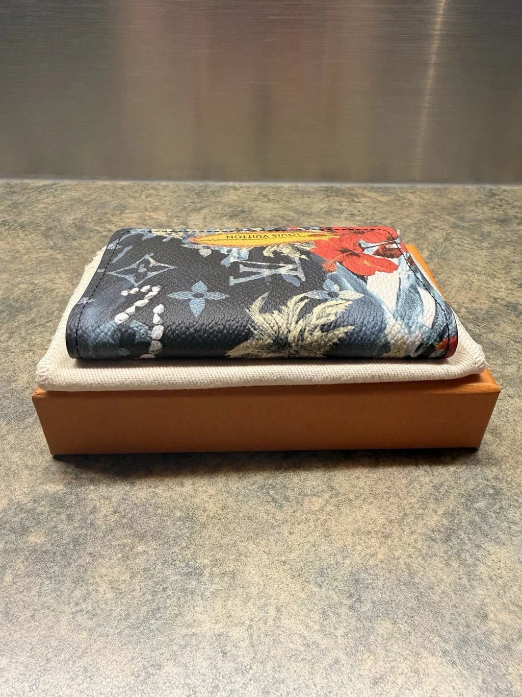 Louis Vuitton Men's Pocket Organizer Monogram Surfin' Blue M83498